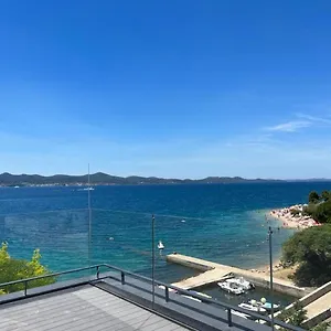 https://la-vista-suites.hotelinzadar.com